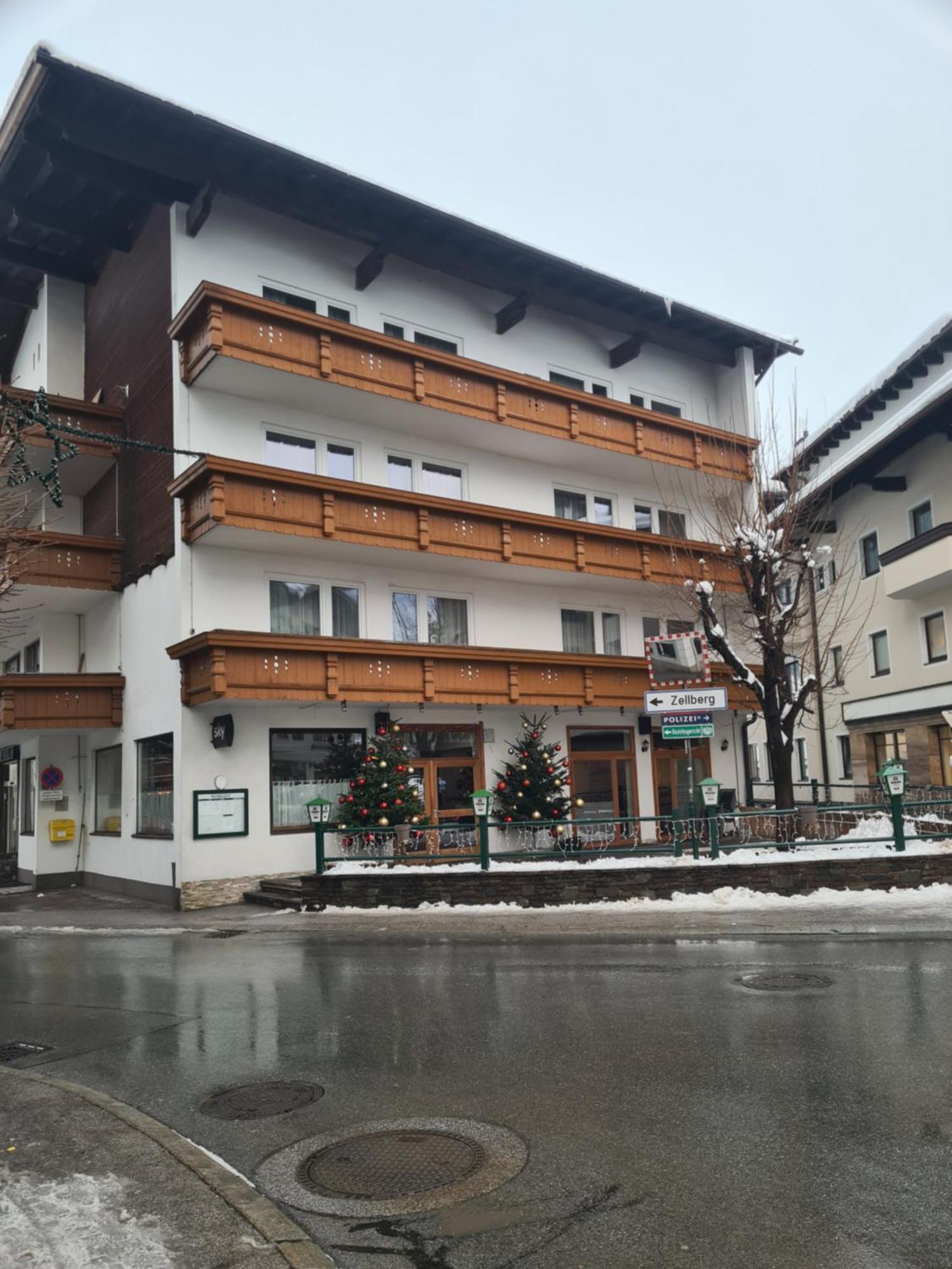 Gasthof Hotel Kirchenwirt Zell am Ziller Exterior photo